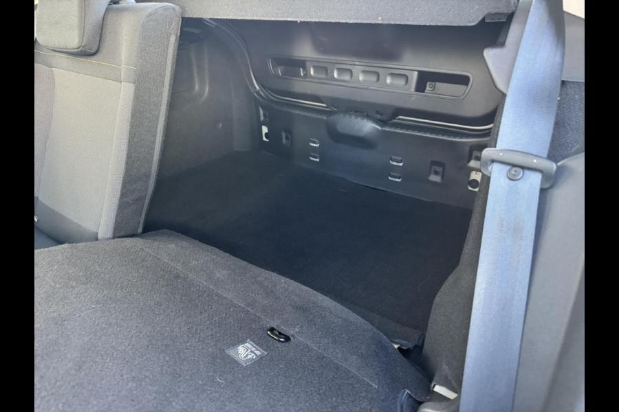 Citroën C3 1.2 PureTech Shine Cruise control Climate control Apple Carplay / Android auto Parkeersensor