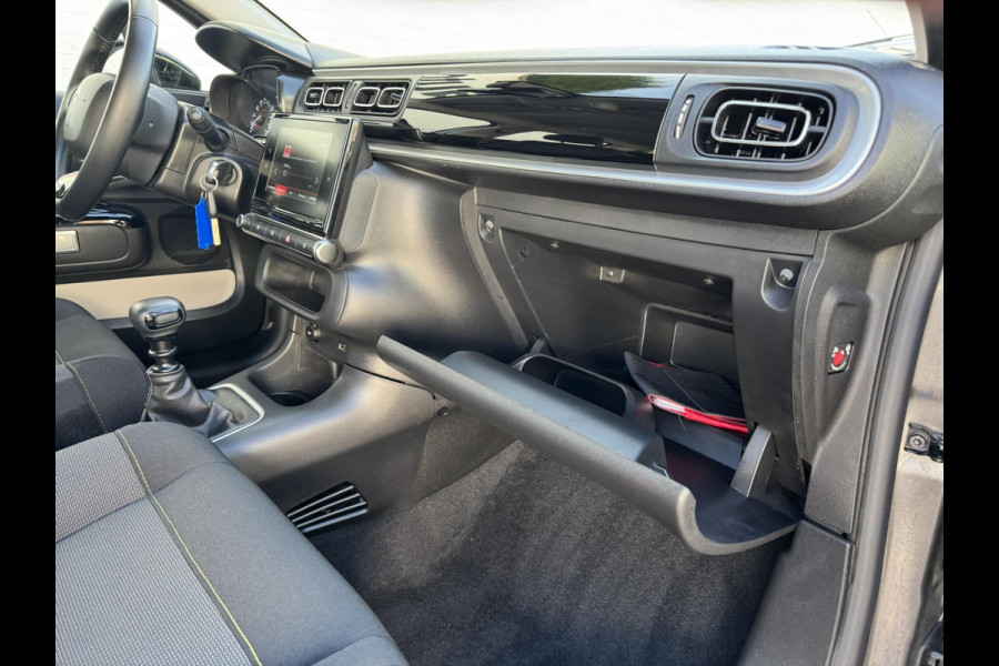 Citroën C3 1.2 PureTech Shine Cruise control Climate control Apple Carplay / Android auto Parkeersensor
