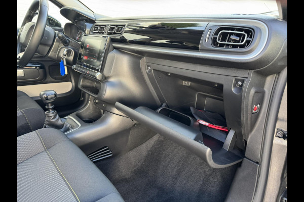 Citroën C3 1.2 PureTech Shine Cruise control Climate control Apple Carplay / Android auto Parkeersensor