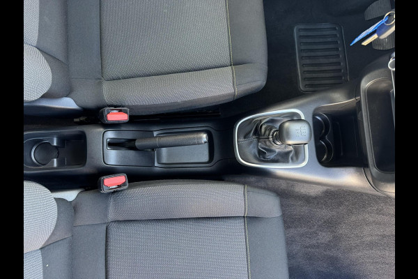 Citroën C3 1.2 PureTech Shine Cruise control Climate control Apple Carplay / Android auto Parkeersensor