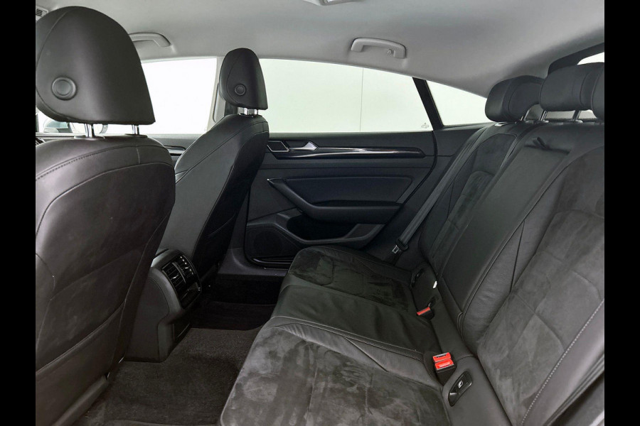 Volkswagen Arteon 1.5 TSI Elegance(NL-auto, Goed onderH, Navi, Carplay, StoelV, Parkeersensoren, Etc)