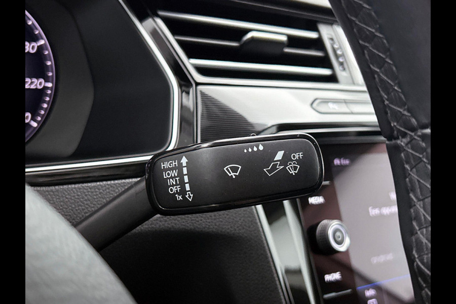 Volkswagen Arteon 1.5 TSI Elegance(NL-auto, Goed onderH, Navi, Carplay, StoelV, Parkeersensoren, Etc)