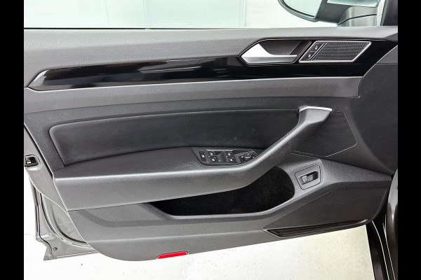 Volkswagen Arteon 1.5 TSI Elegance(NL-auto, Goed onderH, Navi, Carplay, StoelV, Parkeersensoren, Etc)