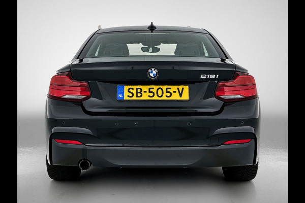 BMW 2 Serie Coupé 218i Executive Edition M-sport (Dealer onderhoud, NL-auto, Navi, Parkeerhulp V+A, Sportstoelen, Etc)