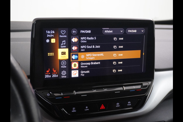 Volkswagen ID.4 204pk 77 kWh NIEUWE HV ACCU ! Navi Adap.Cruise Camera 20" Apple Carplay Android Carplay Mirrorlink Bordherk. Lane-dep. Front-Assist Led Stoelverwarmd dab . Usb Pdc KeylessStart Grootste accu ! Leer/Alcantara 1st. First Snelladen tot 135kw/uur !
