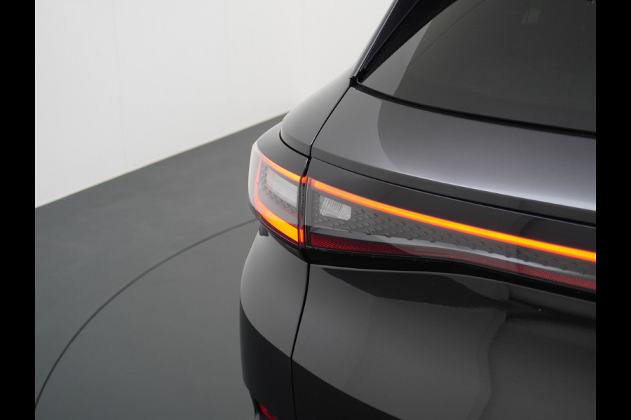 Volkswagen ID.4 204pk 77 kWh NIEUWE HV ACCU ! Navi Adap.Cruise Camera 20" Apple Carplay Android Carplay Mirrorlink Bordherk. Lane-dep. Front-Assist Led Stoelverwarmd dab . Usb Pdc KeylessStart Grootste accu ! Leer/Alcantara 1st. First Snelladen tot 135kw/uur !