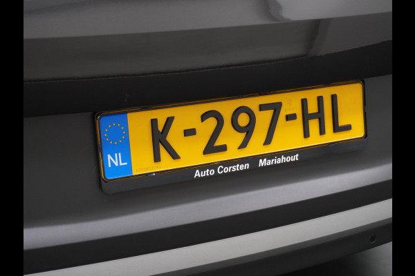 Volkswagen ID.4 204pk 77 kWh NIEUWE HV ACCU ! Navi Adap.Cruise Camera 20" Apple Carplay Android Carplay Mirrorlink Bordherk. Lane-dep. Front-Assist Led Stoelverwarmd dab . Usb Pdc KeylessStart Grootste accu ! Leer/Alcantara 1st. First Snelladen tot 135kw/uur !