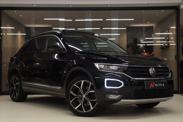 Volkswagen T-Roc 1.5 TSI Sport PANODAK/STOELV/LANEASSIST/ACC/CAM/VOL