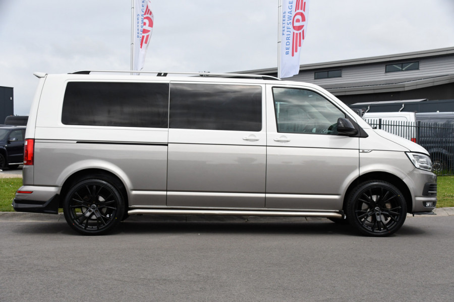 Volkswagen Transporter 2.0 TDI L2H1 DC Highline Adaptieve Cruise, Camera, 204PK, Automaat, LED, Electrische deur, Leder, Uniek!
