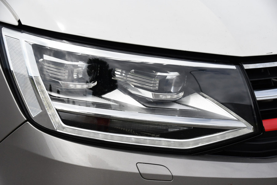 Volkswagen Transporter 2.0 TDI L2H1 DC Highline Adaptieve Cruise, Camera, 204PK, Automaat, LED, Electrische deur, Leder, Uniek!