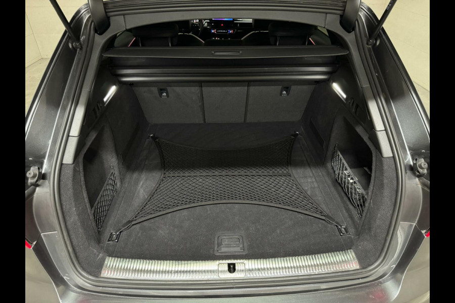 Audi A4 Avant 35 TFSI S-Line Black Edition Pano Virtual Sfeer NAP