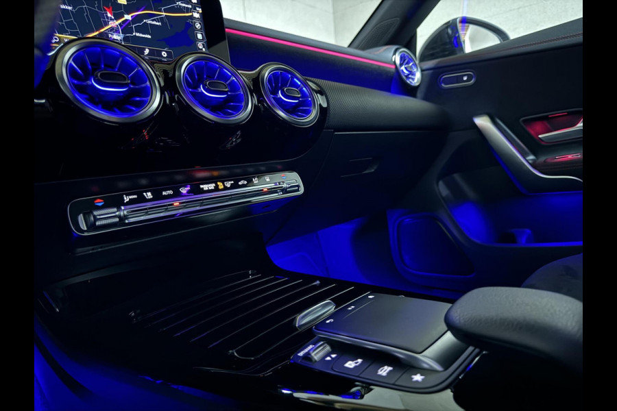 Mercedes-Benz CLA-Klasse 250 e AMG Designo Matt Pano Sfeer 360° Memory ACC NAP