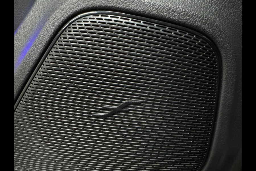 Mercedes-Benz CLA-Klasse 250 e AMG Designo Matt Pano Sfeer 360° Memory ACC NAP
