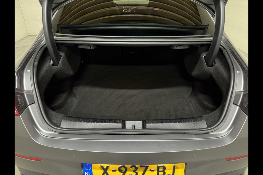 Mercedes-Benz CLA-Klasse 250 e AMG Designo Matt Pano Sfeer 360° Memory ACC NAP