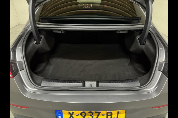 Mercedes-Benz CLA-Klasse 250 e AMG Designo Matt Pano Sfeer 360° Memory ACC NAP