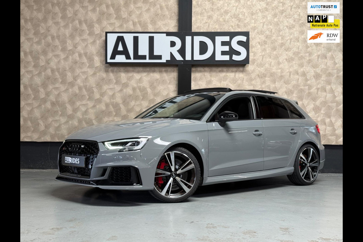 Audi RS3 Sportback 2.5 TFSI RS 3 quattro | Nardo | pano | Keyless | ACC | schaalstoelen | Virtual | B&O Audi RS3 Sportback 2.5 TFSI RS 3 quattro | Nardo | pano | Keyless | ACC | schaalstoelen | Virtual | B&O