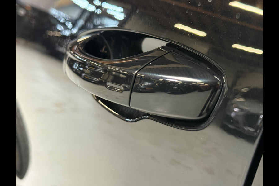 Audi RS Q3 TFSI | Pano | Schaalstoelen | B&O | Keyless | Camera | Carbon | DAB