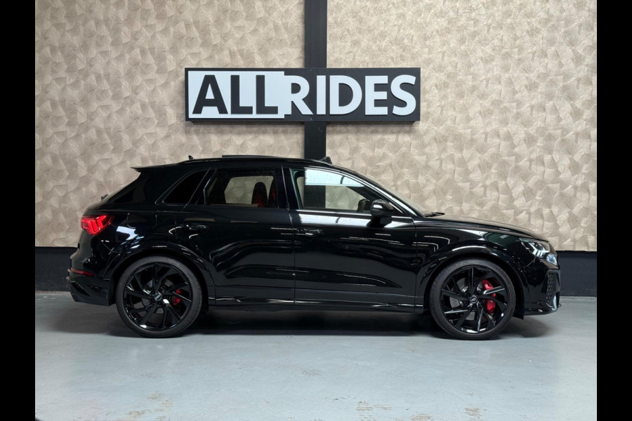 Audi RS Q3 TFSI | Pano | Schaalstoelen | B&O | Keyless | Camera | Carbon | DAB
