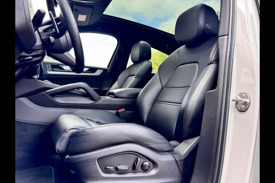 Porsche Cayenne Coupé 3.0 E-Hybrid Pano/360/SportChrono