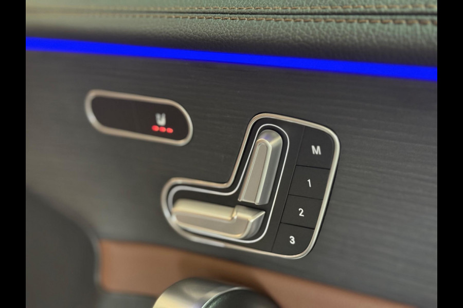 Mercedes-Benz A-Klasse 220 Launch Edition Premium Plus AMG Night | pano | Leer | Multibeam | HUD | Memory | Keyless | Sfeerver