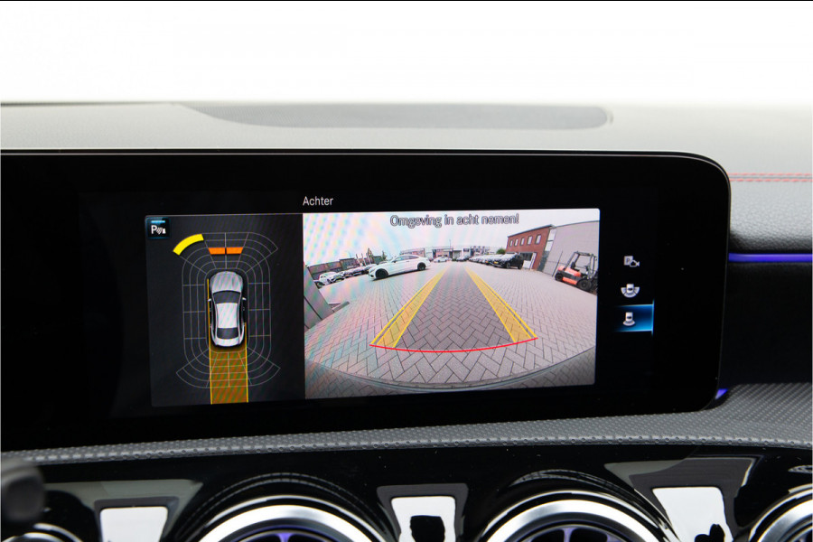 Mercedes-Benz CLA-Klasse 180 AMG Widescreen, Sfeerverlichting, Camera, 19" 2021
