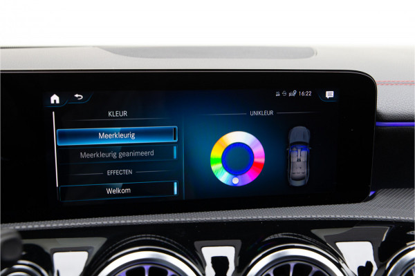 Mercedes-Benz CLA-Klasse 180 AMG Widescreen, Sfeerverlichting, Camera, 19" 2021