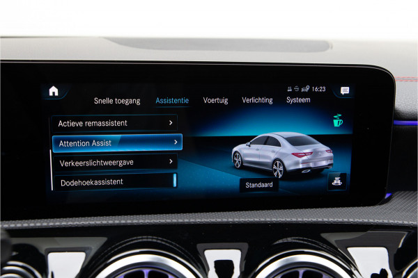 Mercedes-Benz CLA-Klasse 180 AMG Widescreen, Sfeerverlichting, Camera, 19" 2021