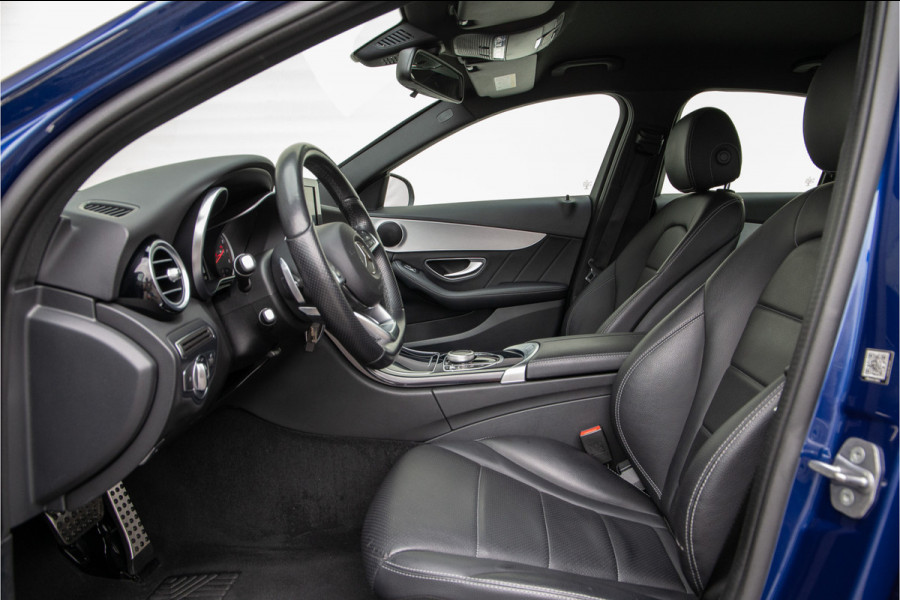 Mercedes-Benz C-Klasse 180 AMG Aut9, Navi, Leder, Camera, PDC 2017