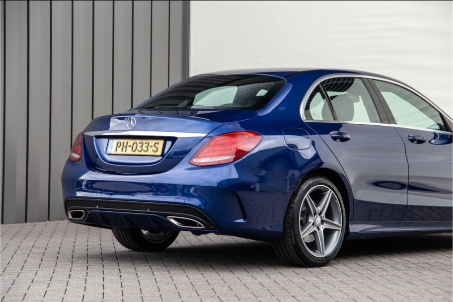 Mercedes-Benz C-Klasse 180 AMG Aut9, Navi, Leder, Camera, PDC 2017
