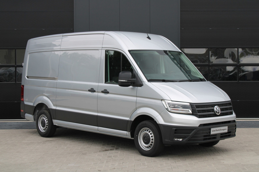 Volkswagen Crafter 35 2.0 TDI L3H3 177pk - LED koplampen - Navigatie - Geveerde stoel - Cruise - Camera - DAB - Parkeersensoren - Rijklaar