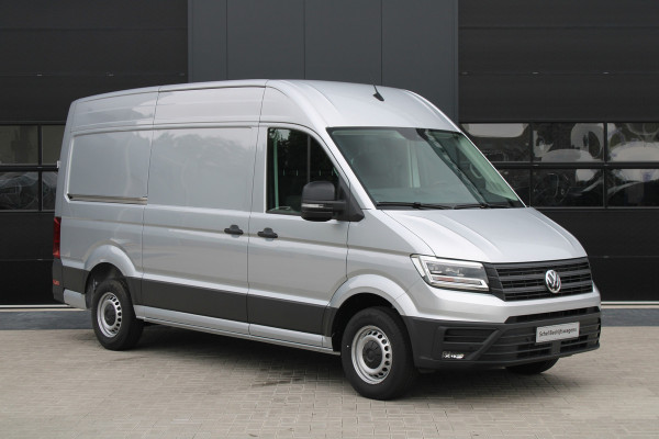 Volkswagen Crafter 35 2.0 TDI L3H3 177pk - LED koplampen - Navigatie - Geveerde stoel - Cruise - Camera - DAB - Parkeersensoren - Rijklaar
