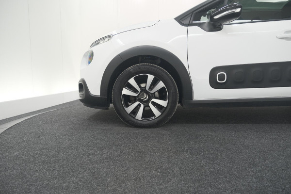 Citroën C3 PureTech 110 EAT6 Feel Edition | Panoramadak | Apple Carplay | Parkeersensoren | 16 Inch Lichtmetalen Velgen