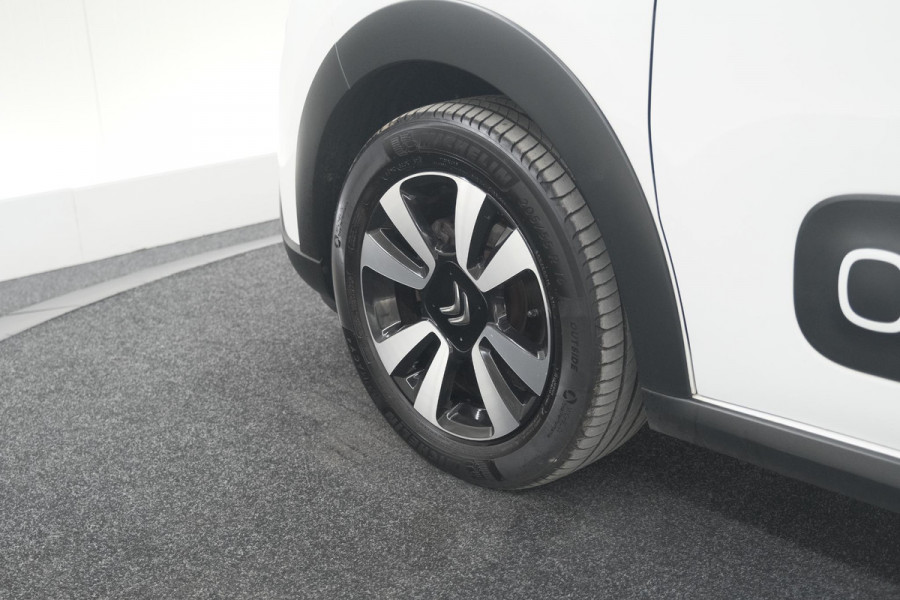 Citroën C3 PureTech 110 EAT6 Feel Edition | Panoramadak | Apple Carplay | Parkeersensoren | 16 Inch Lichtmetalen Velgen