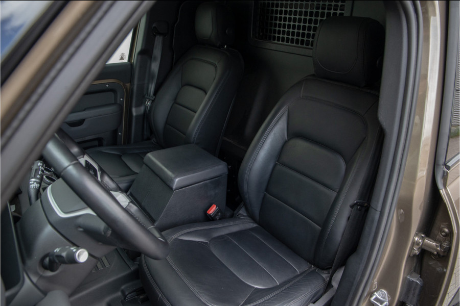 Land Rover Defender 3.0 D250 110 Grijs Kenteken, Luchtvering, Trekhaak, 22" 2024