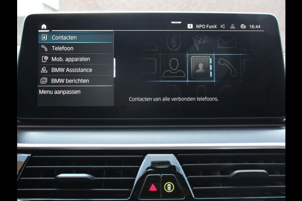 BMW 5 Serie Touring 530e M Sport PHEV AUTOMAAT 292PK Climate control Adaptieve cruise control Keyless Parkeersensoren Achteruitrijcamera Panoramadak LED Verwarmde voorstoelen Trekhaak Apple Carplay/ Android Auto