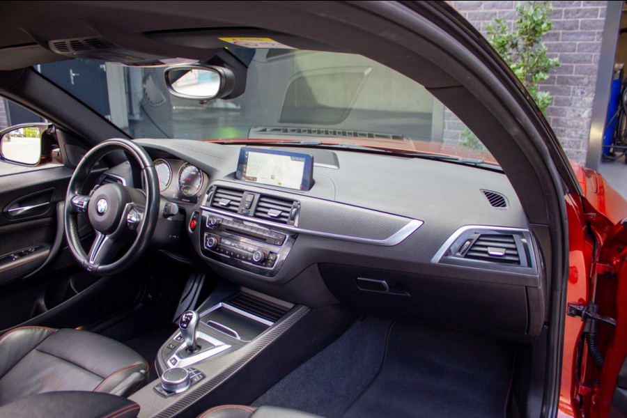 BMW M2 DCT Competition | Prijs rijklaar incl. 12 mnd garantie | Navi Adaptive Led 19"Lmv Cruise Pdc Camera Leder Stoelverw