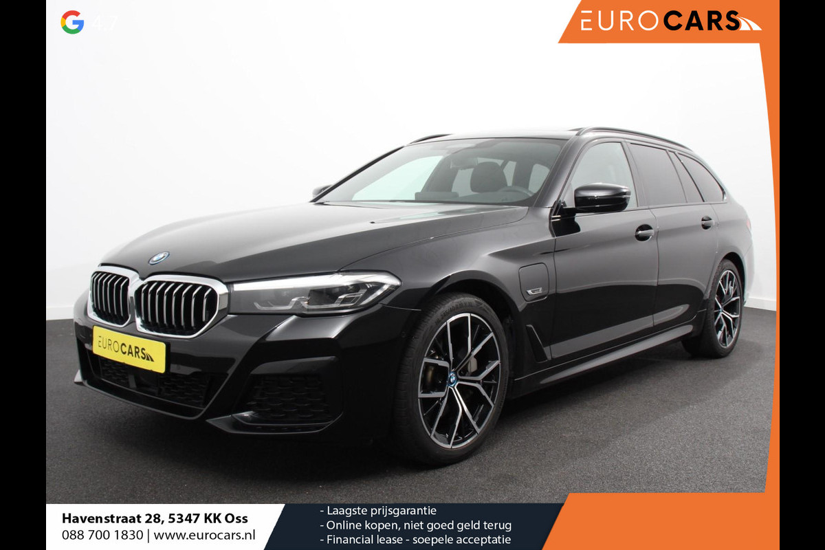BMW 5 Serie Touring 530e M Sport PHEV AUTOMAAT 292PK Climate control Adaptieve cruise control Keyless Parkeersensoren Achteruitrijcamera Panoramadak LED Verwarmde voorstoelen Trekhaak Apple Carplay/ Android Auto BMW 5 Serie Touring 530e M Sport PHEV AUTOMAAT 292PK Climate control Adaptieve cruise control Keyless Parkeersensoren Achteruitrijcamera Panoramadak LED Verwarmde voorstoelen Trekhaak Apple Carplay/ Android Auto