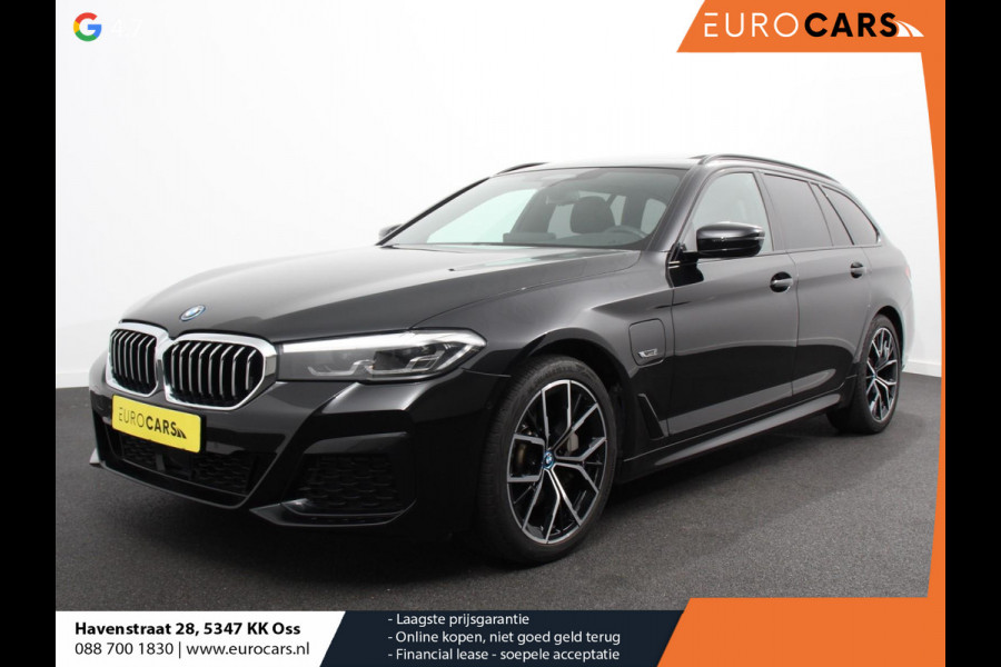 BMW 5 Serie Touring 530e M Sport PHEV AUTOMAAT 292PK Climate control Adaptieve cruise control Keyless Parkeersensoren Achteruitrijcamera Panoramadak LED Verwarmde voorstoelen Trekhaak Apple Carplay/ Android Auto