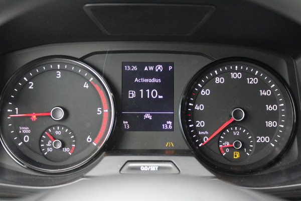 Volkswagen Crafter 35 2.0 TDI L3H3 177pk - LED koplampen - Navigatie - Geveerde stoel - Cruise - Camera - DAB - Parkeersensoren - Rijklaar