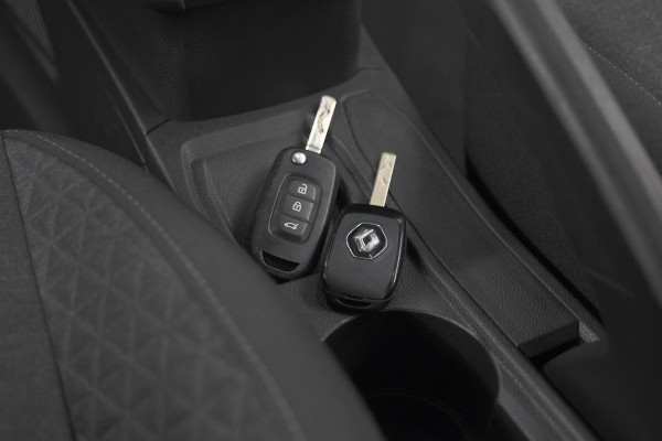 Renault Clio TCe 90 Zen | Navigatie | Parkeersensoren | Apple Carplay | 16 Inch Lichtmetalen Velgen
