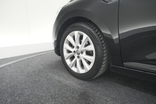 Renault Clio TCe 90 Zen | Navigatie | Parkeersensoren | Apple Carplay | 16 Inch Lichtmetalen Velgen