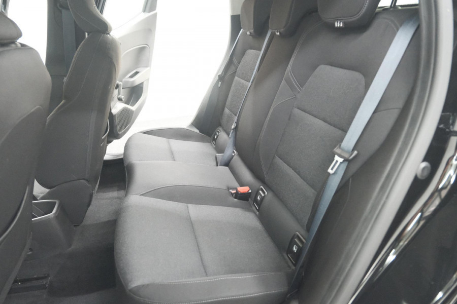 Renault Clio TCe 90 Zen | Navigatie | Parkeersensoren | Apple Carplay | 16 Inch Lichtmetalen Velgen