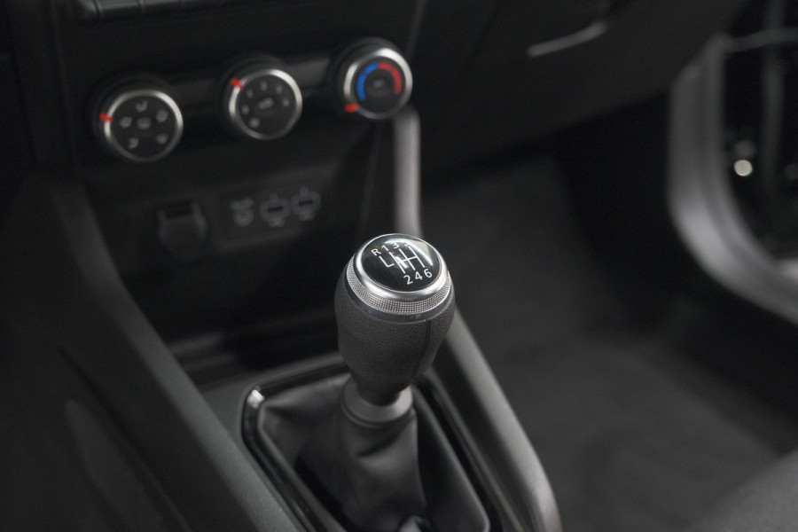 Renault Clio TCe 90 Zen | Navigatie | Parkeersensoren | Apple Carplay | 16 Inch Lichtmetalen Velgen