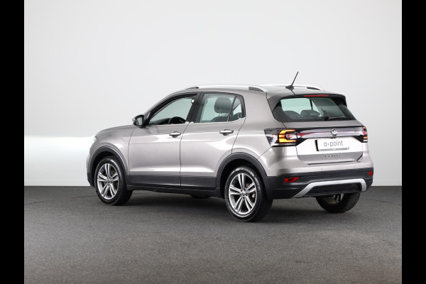 Volkswagen T-Cross 1.0 TSI Style 110 pk Automaat (DSG) | Navigatie | Parkeersensoren | Achteruitrijcamera | Adaptieve cruise control | LED koplampen | Stoelverwarming |