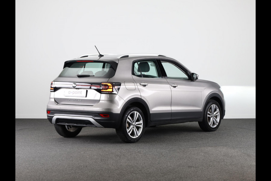 Volkswagen T-Cross 1.0 TSI Style 110 pk Automaat (DSG) | Navigatie | Parkeersensoren | Achteruitrijcamera | Adaptieve cruise control | LED koplampen | Stoelverwarming |