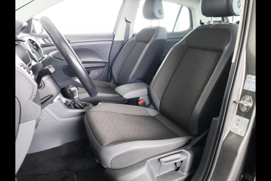 Volkswagen T-Cross 1.0 TSI Style 110 pk Automaat (DSG) | Navigatie | Parkeersensoren | Achteruitrijcamera | Adaptieve cruise control | LED koplampen | Stoelverwarming |