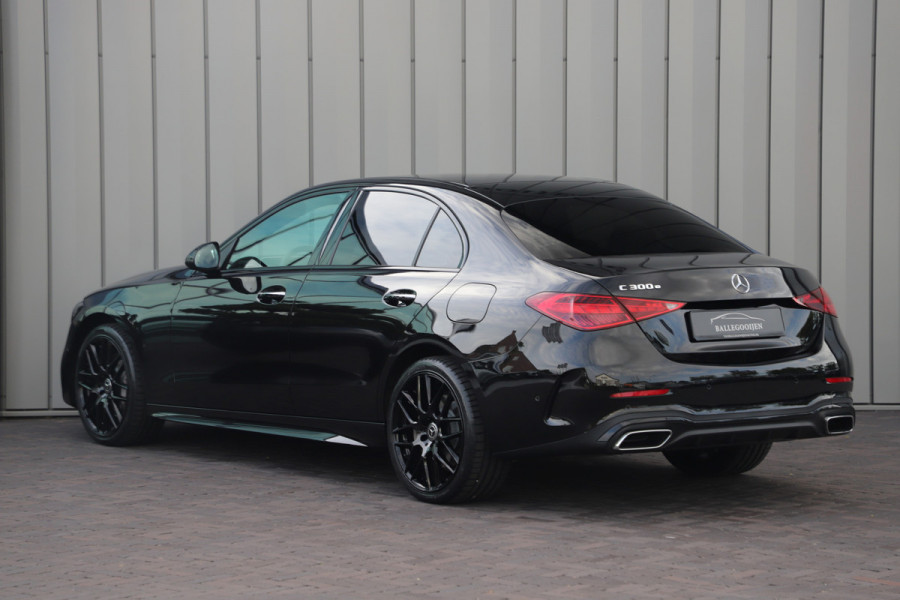 Mercedes-Benz C-Klasse 300e AMG | 313PK | Keyles-go | Memory | Digital-light | Sfeerverlichting | Distronic | Stoelverw. | Stuurwielverw. | Standkachel Mercedes-Benz C-Klasse 300e AMG | 313PK | Keyles-go | Memory | Digital-light | Sfeerverlichting | Distronic | Stoelverw. | Stuurwielverw. | Standkachel