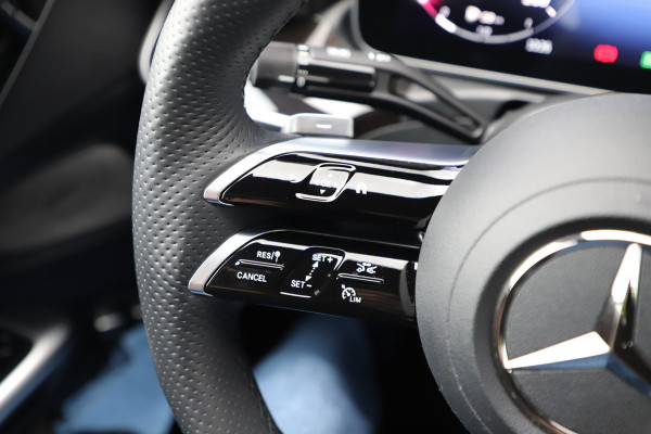 Mercedes-Benz C-Klasse 300e AMG | 313PK | Keyles-go | Memory | Digital-light | Sfeerverlichting | Distronic | Stoelverw. | Stuurwielverw. | Standkachel Mercedes-Benz C-Klasse 300e AMG | 313PK | Keyles-go | Memory | Digital-light | Sfeerverlichting | Distronic | Stoelverw. | Stuurwielverw. | Standkachel