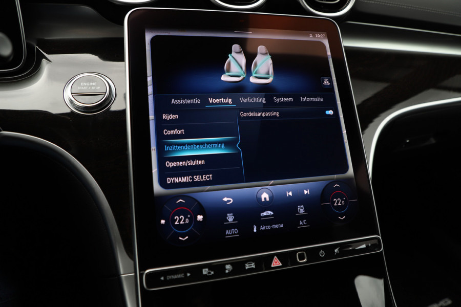 Mercedes-Benz C-Klasse 300e AMG | 313PK | Keyles-go | Memory | Digital-light | Sfeerverlichting | Distronic | Stoelverw. | Stuurwielverw. | Standkachel Mercedes-Benz C-Klasse 300e AMG | 313PK | Keyles-go | Memory | Digital-light | Sfeerverlichting | Distronic | Stoelverw. | Stuurwielverw. | Standkachel