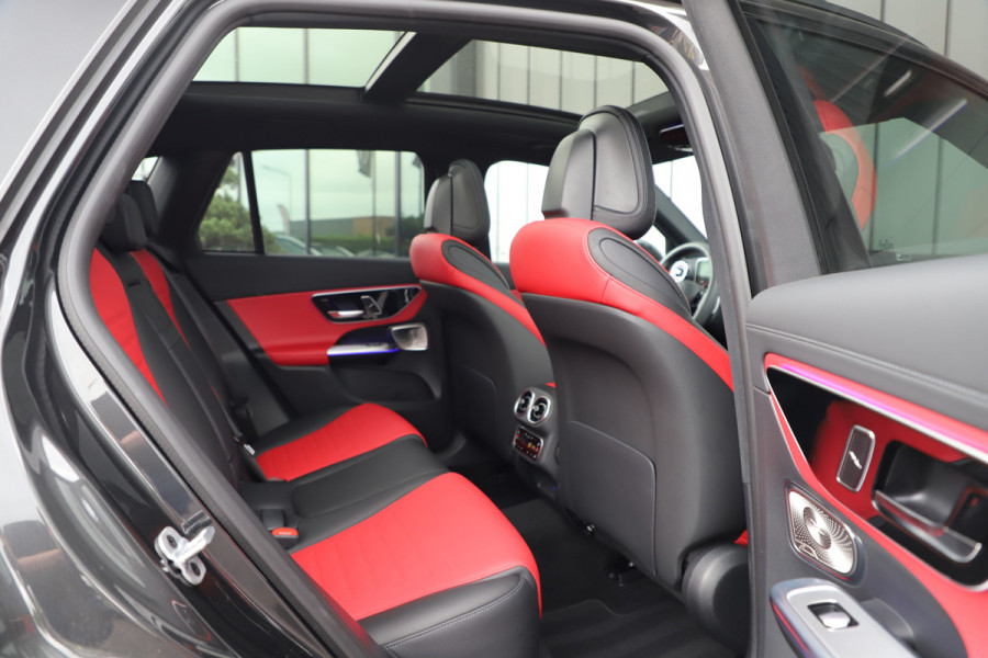 Mercedes-Benz GLC 300e AMG 4-Matic | 313PK | Achterasbesturing | Luchtvering | Head-up | Pano | Keyles-go | Sfeerverlichting | Distronic | Burmest Mercedes-Benz GLC 300e AMG 4-Matic | 313PK | Achterasbesturing | Luchtvering | Head-up | Pano | Keyles-go | Sfeerverlichting | Distronic | Burmest